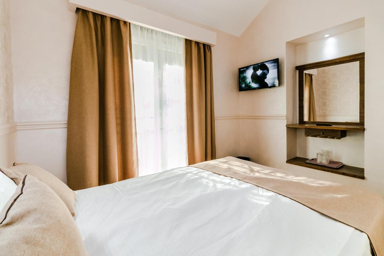 Marina Hotel 4*